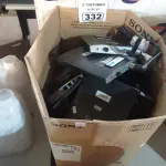 LOTE 332 - 01 LOTE COM VÁRIOS ROTEADORES AP CISCO. (NO ESTADO) ATENÇÃO! FAZER A VISITAÇÃO ANTES DE ARREMATAR, NÃO SABEMOS SE FUNCIONA. LEILÃO NÃO TEM GARANTIA E NEM DEVOLUÇÃO, SUJEITO A POSSÍVEIS AVARIAS VISÍVEIS/OCULTAS E/OU AUSÊNCIA DE COMPONENTES.