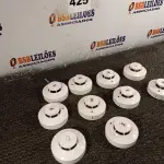 LOTE 425 - 10 DETECTORES DE FUMAÇA. (NO ESTADO) ATENÇÃO! FAZER A VISITAÇÃO ANTES DE ARREMATAR, NÃO SABEMOS SE FUNCIONA. LEILÃO NÃO TEM GARANTIA E NEM DEVOLUÇÃO, SUJEITO A POSSÍVEIS AVARIAS VISÍVEIS/OCULTAS E/OU AUSÊNCIA DE COMPONENTES.