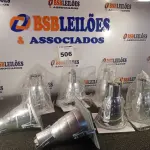 LOTE 506 - 07 LUMINÁRIAS DE EMBUTIR QUADRADA 1XE-27 MF 112 METAL TÉCNICA. (NO ESTADO) ATENÇÃO! FAZER A VISITAÇÃO ANTES DE ARREMATAR, NÃO SABEMOS SE FUNCIONA. LEILÃO NÃO TEM GARANTIA E NEM DEVOLUÇÃO, SUJEITO A POSSÍVEIS AVARIAS VISÍVEIS/OCULTAS E/OU AUSÊNCIA DE COMPONENTES.