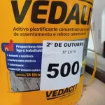 LOTE 500 - 01 BALDE DE VEDALIT, ADITIVO PLASTIFICANTE CONCENTRADO PARA ARGAMASSA DE ASSENTAMENTO E REBOCO CONVENCIONAL 18L. (NO ESTADO) ATENÇÃO! FAZER A VISITAÇÃO ANTES DE ARREMATAR, NÃO SABEMOS SE FUNCIONA. LEILÃO NÃO TEM GARANTIA E NEM DEVOLUÇÃO, SUJEITO A POSSÍVEIS AVARIAS VISÍVEIS/OCULTAS E/OU AUSÊNCIA DE COMPONENTES.