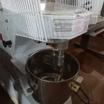 LOTE 467 - 01 MASSEIRA INDUSTRIAL GPANIS. (NO ESTADO) ATENÇÃO! FAZER A VISITAÇÃO ANTES DE ARREMATAR, NÃO SABEMOS SE FUNCIONA. LEILÃO NÃO TEM GARANTIA E NEM DEVOLUÇÃO, SUJEITO A POSSÍVEIS AVARIAS VISÍVEIS/OCULTAS E/OU AUSÊNCIA DE COMPONENTES.