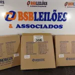 LOTE 308 - 03 PLAFONS DE SOBREPOR 30X30 MARCAS INCOLUSTRE. (NO ESTADO) ATENÇÃO! FAZER A VISITAÇÃO ANTES DE ARREMATAR, NÃO SABEMOS SE FUNCIONA. LEILÃO NÃO TEM GARANTIA E NEM DEVOLUÇÃO, SUJEITO A POSSÍVEIS AVARIAS VISÍVEIS/OCULTAS E/OU AUSÊNCIA DE COMPONENTES.