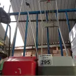 LOTE 295 - 02 ASPIRADORES DE PÓ MARCAS E MODELOS DIVERSOS. (NO ESTADO) ATENÇÃO! FAZER A VISITAÇÃO ANTES DE ARREMATAR, NÃO SABEMOS SE FUNCIONA. LEILÃO NÃO TEM GARANTIA E NEM DEVOLUÇÃO, SUJEITO A POSSÍVEIS AVARIAS VISÍVEIS/OCULTAS E/OU AUSÊNCIA DE COMPONENTES.