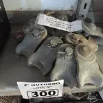 LOTE 300 - 10 MANILHAS/SAPATILHAS PARA CABO DE AÇO. (NO ESTADO) ATENÇÃO! FAZER A VISITAÇÃO ANTES DE ARREMATAR, NÃO SABEMOS SE FUNCIONA. LEILÃO NÃO TEM GARANTIA E NEM DEVOLUÇÃO, SUJEITO A POSSÍVEIS AVARIAS VISÍVEIS/OCULTAS E/OU AUSÊNCIA DE COMPONENTES.