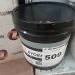 LOTE 509 - 01 BALDE DE GRAXA EVORA POLY EX NLGI:2 10KG. (NO ESTADO) ATENÇÃO! FAZER A VISITAÇÃO ANTES DE ARREMATAR, NÃO SABEMOS SE FUNCIONA. LEILÃO NÃO TEM GARANTIA E NEM DEVOLUÇÃO, SUJEITO A POSSÍVEIS AVARIAS VISÍVEIS/OCULTAS E/OU AUSÊNCIA DE COMPONENTES.