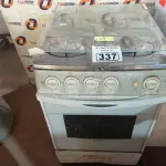 LOTE 337 - 01 FOGÃO A GÁS 04 BOCAS COM AVARIAS. (NO ESTADO) ATENÇÃO! FAZER A VISITAÇÃO ANTES DE ARREMATAR, NÃO SABEMOS SE FUNCIONA. LEILÃO NÃO TEM GARANTIA E NEM DEVOLUÇÃO, SUJEITO A POSSÍVEIS AVARIAS VISÍVEIS/OCULTAS E/OU AUSÊNCIA DE COMPONENTES.