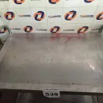 LOTE 539 - 01 CARRINHO EM AÇO INOX. (NO ESTADO) ATENÇÃO! FAZER A VISITAÇÃO ANTES DE ARREMATAR, NÃO SABEMOS SE FUNCIONA. LEILÃO NÃO TEM GARANTIA E NEM DEVOLUÇÃO, SUJEITO A POSSÍVEIS AVARIAS VISÍVEIS/OCULTAS E/OU AUSÊNCIA DE COMPONENTES.