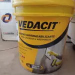 LOTE 528 - 01 BALDE DE VEDACIT, ADITIVO IMPERMEABILIZANTE PARA CONCRETOS E ARGAMASSAS 18L. (NO ESTADO) ATENÇÃO! FAZER A VISITAÇÃO ANTES DE ARREMATAR, NÃO SABEMOS SE FUNCIONA. LEILÃO NÃO TEM GARANTIA E NEM DEVOLUÇÃO, SUJEITO A POSSÍVEIS AVARIAS VISÍVEIS/OCULTAS E/OU AUSÊNCIA DE COMPONENTES.