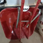LOTE 490 - 03 PEÇAS PARA CARRINHO DE MÃO. (NO ESTADO) ATENÇÃO! FAZER A VISITAÇÃO ANTES DE ARREMATAR, NÃO SABEMOS SE FUNCIONA. LEILÃO NÃO TEM GARANTIA E NEM DEVOLUÇÃO, SUJEITO A POSSÍVEIS AVARIAS VISÍVEIS/OCULTAS E/OU AUSÊNCIA DE COMPONENTES.