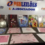 LOTE 417 - 01 LOTE COM VÁRIOS QUADROS DECORATIVOS. (NO ESTADO) ATENÇÃO! FAZER A VISITAÇÃO ANTES DE ARREMATAR, NÃO SABEMOS SE FUNCIONA. LEILÃO NÃO TEM GARANTIA E NEM DEVOLUÇÃO, SUJEITO A POSSÍVEIS AVARIAS VISÍVEIS/OCULTAS E/OU AUSÊNCIA DE COMPONENTES.