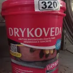 LOTE 320 - 01 BALDE DE DRYKOVEDA, ADITIVO IMPERMEABILIZANTE PARA ARGAMASSA E CONCRETO 18L. (NO ESTADO) ATENÇÃO! FAZER A VISITAÇÃO ANTES DE ARREMATAR, NÃO SABEMOS SE FUNCIONA. LEILÃO NÃO TEM GARANTIA E NEM DEVOLUÇÃO, SUJEITO A POSSÍVEIS AVARIAS VISÍVEIS/OCULTAS E/OU AUSÊNCIA DE COMPONENTES.