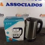 LOTE 373 - 01 JARRA ELÉTRICA 3 LITROS 220V. (NO ESTADO) ATENÇÃO! FAZER A VISITAÇÃO ANTES DE ARREMATAR, NÃO SABEMOS SE FUNCIONA. LEILÃO NÃO TEM GARANTIA E NEM DEVOLUÇÃO, SUJEITO A POSSÍVEIS AVARIAS VISÍVEIS/OCULTAS E/OU AUSÊNCIA DE COMPONENTES.