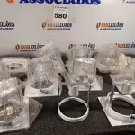 LOTE 580 - 12 LUMINÁRIAS DE EMBUTIR. (NO ESTADO) ATENÇÃO! FAZER A VISITAÇÃO ANTES DE ARREMATAR, NÃO SABEMOS SE FUNCIONA. LEILÃO NÃO TEM GARANTIA E NEM DEVOLUÇÃO, SUJEITO A POSSÍVEIS AVARIAS VISÍVEIS/OCULTAS E/OU AUSÊNCIA DE COMPONENTES.