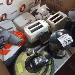 LOTE 326 - 02 CAFETEIRAS, 02 TORRADEIRAS, 03 SANDUICHEIRAS E 02 ASPIRADORES DE PÓ MARCAS E MODELOS DIVERSOS. (NO ESTADO) ATENÇÃO! FAZER A VISITAÇÃO ANTES DE ARREMATAR, NÃO SABEMOS SE FUNCIONA. LEILÃO NÃO TEM GARANTIA E NEM DEVOLUÇÃO, SUJEITO A POSSÍVEIS AVARIAS VISÍVEIS/OCULTAS E/OU AUSÊNCIA DE COMPONENTES.