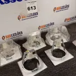 LOTE 613 - 06 LUMINÁRIAS DE EMBUTIR. (NO ESTADO) ATENÇÃO! FAZER A VISITAÇÃO ANTES DE ARREMATAR, NÃO SABEMOS SE FUNCIONA. LEILÃO NÃO TEM GARANTIA E NEM DEVOLUÇÃO, SUJEITO A POSSÍVEIS AVARIAS VISÍVEIS/OCULTAS E/OU AUSÊNCIA DE COMPONENTES.