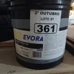LOTE 361 - 01 BALDE DE GRAXA EVORA POLY EX NLGI:2 10KG. (NO ESTADO) ATENÇÃO! FAZER A VISITAÇÃO ANTES DE ARREMATAR, NÃO SABEMOS SE FUNCIONA. LEILÃO NÃO TEM GARANTIA E NEM DEVOLUÇÃO, SUJEITO A POSSÍVEIS AVARIAS VISÍVEIS/OCULTAS E/OU AUSÊNCIA DE COMPONENTES.