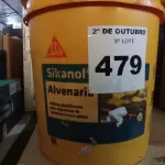 LOTE 479 - 01 BALDE DE SIKANOL ALVENARIA, ADITIVO PLASTIFICANTE PARA ARGAMASSA DE ASSENTAMENTO E REBOCO. (NO ESTADO) ATENÇÃO! FAZER A VISITAÇÃO ANTES DE ARREMATAR, NÃO SABEMOS SE FUNCIONA. LEILÃO NÃO TEM GARANTIA E NEM DEVOLUÇÃO, SUJEITO A POSSÍVEIS AVARIAS VISÍVEIS/OCULTAS E/OU AUSÊNCIA DE COMPONENTES.