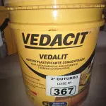 LOTE 367 - 01 BALDE DE VEDALIT, ADITIVO PLASTIFICANTE CONCENTRADO PARA ARGAMASSA DE ASSENTAMENTO E REBOCO CONVENCIONAL 18L. (NO ESTADO) ATENÇÃO! FAZER A VISITAÇÃO ANTES DE ARREMATAR, NÃO SABEMOS SE FUNCIONA. LEILÃO NÃO TEM GARANTIA E NEM DEVOLUÇÃO, SUJEITO A POSSÍVEIS AVARIAS VISÍVEIS/OCULTAS E/OU AUSÊNCIA DE COMPONENTES.