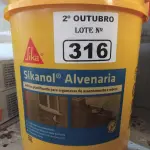 LOTE 316 - 01 BALDE DE SIKANOL ALVENARIA, ADITIVO PLASTIFICANTE PARA ARGAMASSA DE ASSENTAMENTO E REBOCO. (NO ESTADO) ATENÇÃO! FAZER A VISITAÇÃO ANTES DE ARREMATAR, NÃO SABEMOS SE FUNCIONA. LEILÃO NÃO TEM GARANTIA E NEM DEVOLUÇÃO, SUJEITO A POSSÍVEIS AVARIAS VISÍVEIS/OCULTAS E/OU AUSÊNCIA DE COMPONENTES.