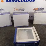 LOTE 296 - 04 LUMINÁRIAS DE EMBUTIR MARCAS EDIBRAZ. (NO ESTADO) ATENÇÃO! FAZER A VISITAÇÃO ANTES DE ARREMATAR, NÃO SABEMOS SE FUNCIONA. LEILÃO NÃO TEM GARANTIA E NEM DEVOLUÇÃO, SUJEITO A POSSÍVEIS AVARIAS VISÍVEIS/OCULTAS E/OU AUSÊNCIA DE COMPONENTES.