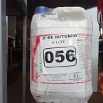 LOTE 056 - 20 LITROS DE PEROXY PROTEIN REMOVER, DESINFETANTE PARA INDÚSTRIAS ALIMENTÍCIAS E AFINS. (NO ESTADO) ATENÇÃO! FAZER A VISITAÇÃO ANTES DE ARREMATAR, NÃO SABEMOS SE FUNCIONA. LEILÃO NÃO TEM GARANTIA E NEM DEVOLUÇÃO, SUJEITO A POSSÍVEIS AVARIAS VISÍVEIS/OCULTAS E/OU AUSÊNCIA DE COMPONENTES.