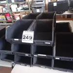 LOTE 249 - 20 CAÇAMBAS ORGANIZADORAS DE PLÁSTICO. (NO ESTADO) ATENÇÃO! FAZER A VISITAÇÃO ANTES DE ARREMATAR, NÃO SABEMOS SE FUNCIONA. LEILÃO NÃO TEM GARANTIA E NEM DEVOLUÇÃO, SUJEITO A POSSÍVEIS AVARIAS VISÍVEIS/OCULTAS E/OU AUSÊNCIA DE COMPONENTES.