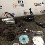 LOTE 014 - 02 FILMADORAS MARCAS E MODELOS DIVERSOS. (NO ESTADO) ATENÇÃO! FAZER A VISITAÇÃO ANTES DE ARREMATAR, NÃO SABEMOS SE FUNCIONA. LEILÃO NÃO TEM GARANTIA E NEM DEVOLUÇÃO, SUJEITO A POSSÍVEIS AVARIAS VISÍVEIS/OCULTAS E/OU AUSÊNCIA DE COMPONENTES.