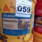 LOTE 059 - 01 BALDE DE SIKANOL ALVENARIA, ADITIVO PLASTIFICANTE PARA ARGAMASSA DE ASSENTAMENTO E REBOCO. (NO ESTADO) ATENÇÃO! FAZER A VISITAÇÃO ANTES DE ARREMATAR, NÃO SABEMOS SE FUNCIONA. LEILÃO NÃO TEM GARANTIA E NEM DEVOLUÇÃO, SUJEITO A POSSÍVEIS AVARIAS VISÍVEIS/OCULTAS E/OU AUSÊNCIA DE COMPONENTES.