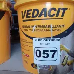 LOTE 057 - 01 BALDE DE VEDACIT, ADITIVO IMPERMEABILIZANTE PARA CONCRETOS E ARGAMASSAS 18L. (NO ESTADO) ATENÇÃO! FAZER A VISITAÇÃO ANTES DE ARREMATAR, NÃO SABEMOS SE FUNCIONA. LEILÃO NÃO TEM GARANTIA E NEM DEVOLUÇÃO, SUJEITO A POSSÍVEIS AVARIAS VISÍVEIS/OCULTAS E/OU AUSÊNCIA DE COMPONENTES.