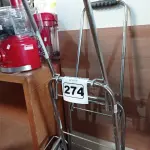 LOTE 274 - 02 CARRINHOS PARA TRANSPORTE DE CARGAS. (NO ESTADO) ATENÇÃO! FAZER A VISITAÇÃO ANTES DE ARREMATAR, NÃO SABEMOS SE FUNCIONA. LEILÃO NÃO TEM GARANTIA E NEM DEVOLUÇÃO, SUJEITO A POSSÍVEIS AVARIAS VISÍVEIS/OCULTAS E/OU AUSÊNCIA DE COMPONENTES.