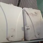 LOTE 297 - 02 RESERVATÓRIOS DE PLÁSTICO. (NO ESTADO) ATENÇÃO! FAZER A VISITAÇÃO ANTES DE ARREMATAR, NÃO SABEMOS SE FUNCIONA. LEILÃO NÃO TEM GARANTIA E NEM DEVOLUÇÃO, SUJEITO A POSSÍVEIS AVARIAS VISÍVEIS/OCULTAS E/OU AUSÊNCIA DE COMPONENTES.