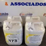 LOTE 173 - 20 LITROS DE DESINFETANTE HOSPITALAR PARA SUPERFÍCIES FIXAS E ARTIGOS NÃO CRÍTICOS. (NO ESTADO) ATENÇÃO! FAZER A VISITAÇÃO ANTES DE ARREMATAR, NÃO SABEMOS SE FUNCIONA. LEILÃO NÃO TEM GARANTIA E NEM DEVOLUÇÃO, SUJEITO A POSSÍVEIS AVARIAS VISÍVEIS/OCULTAS E/OU AUSÊNCIA DE COMPONENTES.
