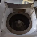 LOTE 239 - 01 LAVADORA DE ROUPAS MARCA BRASTEMP CAPACIDADE 8KG 220V. (NO ESTADO) ATENÇÃO! FAZER A VISITAÇÃO ANTES DE ARREMATAR, NÃO SABEMOS SE FUNCIONA. LEILÃO NÃO TEM GARANTIA E NEM DEVOLUÇÃO, SUJEITO A POSSÍVEIS AVARIAS VISÍVEIS/OCULTAS E/OU AUSÊNCIA DE COMPONENTES.