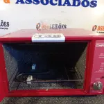 LOTE 138 - 01 FORNO ELÉTRICO MARCA FISCHER 220V. (NO ESTADO) ATENÇÃO! FAZER A VISITAÇÃO ANTES DE ARREMATAR, NÃO SABEMOS SE FUNCIONA. LEILÃO NÃO TEM GARANTIA E NEM DEVOLUÇÃO, SUJEITO A POSSÍVEIS AVARIAS VISÍVEIS/OCULTAS E/OU AUSÊNCIA DE COMPONENTES.