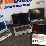 LOTE 112 - 03 NOTEBOOK’S E 01 NETBOOK MARCAS E MODELOS DIVERSOS PARA RETIRADA DE PEÇAS. (NO ESTADO) ATENÇÃO! FAZER A VISITAÇÃO ANTES DE ARREMATAR, NÃO SABEMOS SE FUNCIONA. LEILÃO NÃO TEM GARANTIA E NEM DEVOLUÇÃO, SUJEITO A POSSÍVEIS AVARIAS VISÍVEIS/OCULTAS E/OU AUSÊNCIA DE COMPONENTES.