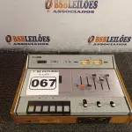 LOTE 067 - 01 APARELHO STÉREO CASSETTE DECK CD-724 MARCA CCE. (NO ESTADO) ATENÇÃO! FAZER A VISITAÇÃO ANTES DE ARREMATAR, NÃO SABEMOS SE FUNCIONA. LEILÃO NÃO TEM GARANTIA E NEM DEVOLUÇÃO, SUJEITO A POSSÍVEIS AVARIAS VISÍVEIS/OCULTAS E/OU AUSÊNCIA DE COMPONENTES.