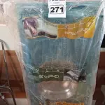 LOTE 271 - 01 PIA EM AÇO INOX CIMENTADA COM 01 CUBA MEDINDO 1.20M X 0.53CM. (NO ESTADO) ATENÇÃO! FAZER A VISITAÇÃO ANTES DE ARREMATAR, NÃO SABEMOS SE FUNCIONA. LEILÃO NÃO TEM GARANTIA E NEM DEVOLUÇÃO, SUJEITO A POSSÍVEIS AVARIAS VISÍVEIS/OCULTAS E/OU AUSÊNCIA DE COMPONENTES.