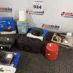 LOTE 024 - 03 CONVERSORES, 01 REPETIDOR DE SINAL, 01 MODEM D’LINK, 01 RADIO RELÓGIO E 02 CAIXINHAS DE SOM BLUETOOTH. (NO ESTADO) ATENÇÃO! FAZER A VISITAÇÃO ANTES DE ARREMATAR, NÃO SABEMOS SE FUNCIONA. LEILÃO NÃO TEM GARANTIA E NEM DEVOLUÇÃO, SUJEITO A POSSÍVEIS AVARIAS VISÍVEIS/OCULTAS E/OU AUSÊNCIA DE COMPONENTES.