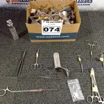 LOTE 074 - 01 LOTE COM INSTRUMENTAIS ODONTOLÓGICOS.  (NO ESTADO) ATENÇÃO! FAZER A VISITAÇÃO ANTES DE ARREMATAR, NÃO SABEMOS SE FUNCIONA. LEILÃO NÃO TEM GARANTIA E NEM DEVOLUÇÃO, SUJEITO A POSSÍVEIS AVARIAS VISÍVEIS/OCULTAS E/OU AUSÊNCIA DE COMPONENTES.