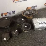 LOTE 044 - 01 APARELHO DE SOM AUTOMOTIVO E 06 ALTO-FALANTES MARCAS E MODELOS DIVERSOS. (NO ESTADO) ATENÇÃO! FAZER A VISITAÇÃO ANTES DE ARREMATAR, NÃO SABEMOS SE FUNCIONA. LEILÃO NÃO TEM GARANTIA E NEM DEVOLUÇÃO, SUJEITO A POSSÍVEIS AVARIAS VISÍVEIS/OCULTAS E/OU AUSÊNCIA DE COMPONENTES.