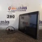 LOTE 280 - 01 TABLET SAMSUNG COM CABO. (NO ESTADO) ATENÇÃO! FAZER A VISITAÇÃO ANTES DE ARREMATAR, NÃO SABEMOS SE FUNCIONA. LEILÃO NÃO TEM GARANTIA E NEM DEVOLUÇÃO, SUJEITO A POSSÍVEIS AVARIAS VISÍVEIS/OCULTAS E/OU AUSÊNCIA DE COMPONENTES.