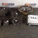 LOTE 044 - 01 APARELHO DE SOM AUTOMOTIVO E 06 ALTO-FALANTES MARCAS E MODELOS DIVERSOS. (NO ESTADO) ATENÇÃO! FAZER A VISITAÇÃO ANTES DE ARREMATAR, NÃO SABEMOS SE FUNCIONA. LEILÃO NÃO TEM GARANTIA E NEM DEVOLUÇÃO, SUJEITO A POSSÍVEIS AVARIAS VISÍVEIS/OCULTAS E/OU AUSÊNCIA DE COMPONENTES.