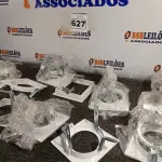 LOTE 627 - 07 LUMINÁRIAS DE EMBUTIR. (NO ESTADO) ATENÇÃO! FAZER A VISITAÇÃO ANTES DE ARREMATAR, NÃO SABEMOS SE FUNCIONA. LEILÃO NÃO TEM GARANTIA E NEM DEVOLUÇÃO, SUJEITO A POSSÍVEIS AVARIAS VISÍVEIS/OCULTAS E/OU AUSÊNCIA DE COMPONENTES.