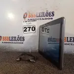 LOTE 270 - 01 TABLET SAMSUNG COM CABO. (NO ESTADO) ATENÇÃO! FAZER A VISITAÇÃO ANTES DE ARREMATAR, NÃO SABEMOS SE FUNCIONA. LEILÃO NÃO TEM GARANTIA E NEM DEVOLUÇÃO, SUJEITO A POSSÍVEIS AVARIAS VISÍVEIS/OCULTAS E/OU AUSÊNCIA DE COMPONENTES.