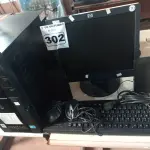 LOTE 302 - 01 CPU, 01 MONITOR, 01 TECLADO E 01 MOUSE. (NO ESTADO) ATENÇÃO! FAZER A VISITAÇÃO ANTES DE ARREMATAR, NÃO SABEMOS SE FUNCIONA. LEILÃO NÃO TEM GARANTIA E NEM DEVOLUÇÃO, SUJEITO A POSSÍVEIS AVARIAS VISÍVEIS/OCULTAS E/OU AUSÊNCIA DE COMPONENTES.