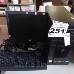 LOTE 251 - 01 CPU, 01 MONITOR, 01 TECLADO E 01 MOUSE. (NO ESTADO) ATENÇÃO! FAZER A VISITAÇÃO ANTES DE ARREMATAR, NÃO SABEMOS SE FUNCIONA. LEILÃO NÃO TEM GARANTIA E NEM DEVOLUÇÃO, SUJEITO A POSSÍVEIS AVARIAS VISÍVEIS/OCULTAS E/OU AUSÊNCIA DE COMPONENTES.