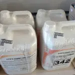 LOTE 342 - 20 LITROS DE SABONETE DE ESPUMA ANTISSÉPTICO. (NO ESTADO) ATENÇÃO! FAZER A VISITAÇÃO ANTES DE ARREMATAR, NÃO SABEMOS SE FUNCIONA. LEILÃO NÃO TEM GARANTIA E NEM DEVOLUÇÃO, SUJEITO A POSSÍVEIS AVARIAS VISÍVEIS/OCULTAS E/OU AUSÊNCIA DE COMPONENTES.