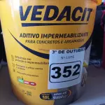 LOTE 352 - 01 BALDE DE VEDACIT, ADITIVO IMPERMEABILIZANTE PARA CONCRETO E ARGAMASSA. (NO ESTADO) ATENÇÃO! FAZER A VISITAÇÃO ANTES DE ARREMATAR, NÃO SABEMOS SE FUNCIONA. LEILÃO NÃO TEM GARANTIA E NEM DEVOLUÇÃO, SUJEITO A POSSÍVEIS AVARIAS VISÍVEIS/OCULTAS E/OU AUSÊNCIA DE COMPONENTES.