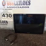 LOTE 430 - 01 TABLET SAMSUNG COM CABO. (NO ESTADO) ATENÇÃO! FAZER A VISITAÇÃO ANTES DE ARREMATAR, NÃO SABEMOS SE FUNCIONA. LEILÃO NÃO TEM GARANTIA E NEM DEVOLUÇÃO, SUJEITO A POSSÍVEIS AVARIAS VISÍVEIS/OCULTAS E/OU AUSÊNCIA DE COMPONENTES.
