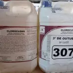 LOTE 307 - 20 LITROS DE CLOROCLEAN, LIMPADOR DESINFETANTE CLORADO PARA INDÚSTRIAS ALIMENTÍCIAS E AFINS. (NO ESTADO) ATENÇÃO! FAZER A VISITAÇÃO ANTES DE ARREMATAR, NÃO SABEMOS SE FUNCIONA. LEILÃO NÃO TEM GARANTIA E NEM DEVOLUÇÃO, SUJEITO A POSSÍVEIS AVARIAS VISÍVEIS/OCULTAS E/OU AUSÊNCIA DE COMPONENTES.
